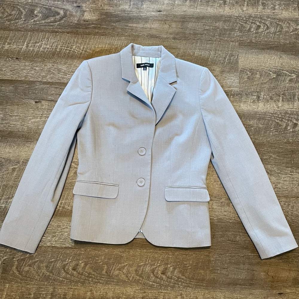 light grey fitted blazer